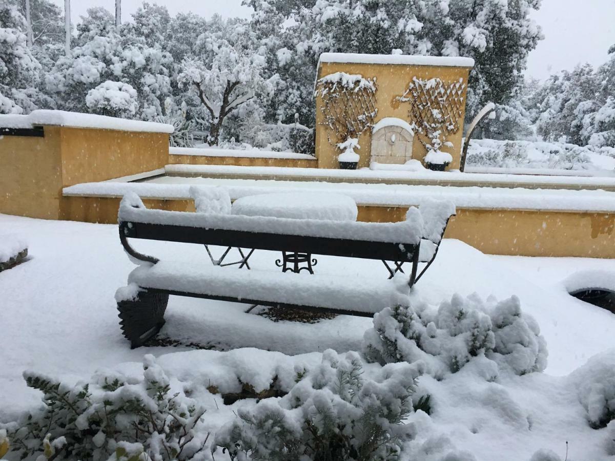 Le Massounet Acomodação com café da manhã Besse-sur-Issole Exterior foto